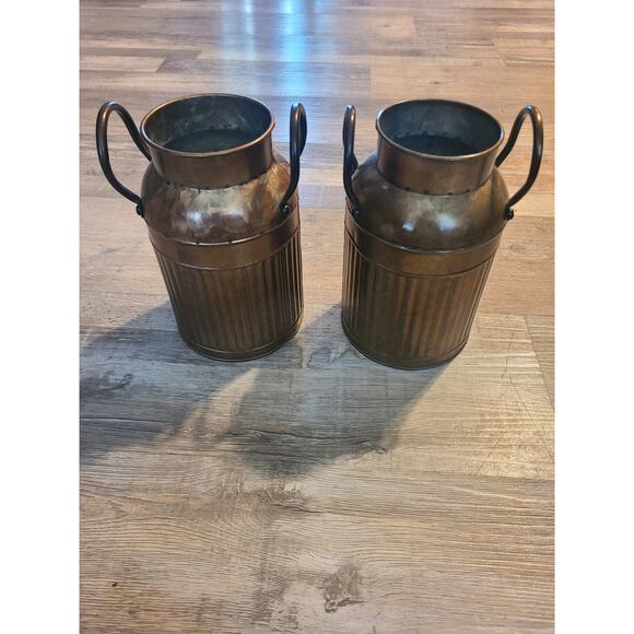 Hobby lobby two metal canteen decorative pieces - Picture 1 of 7